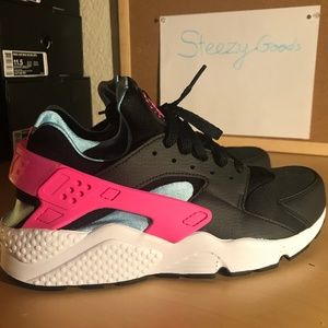 NIKE HUARACHE RUN SOUTH BEACH BLACK LASER FUSHSIA